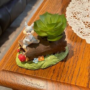 Disney Thumper Plantar Decor